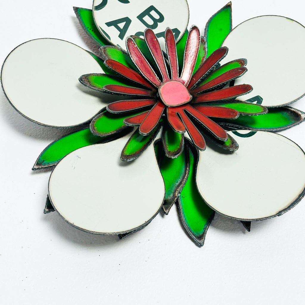 NZ Native Colourful Corsage - Manuka Design White