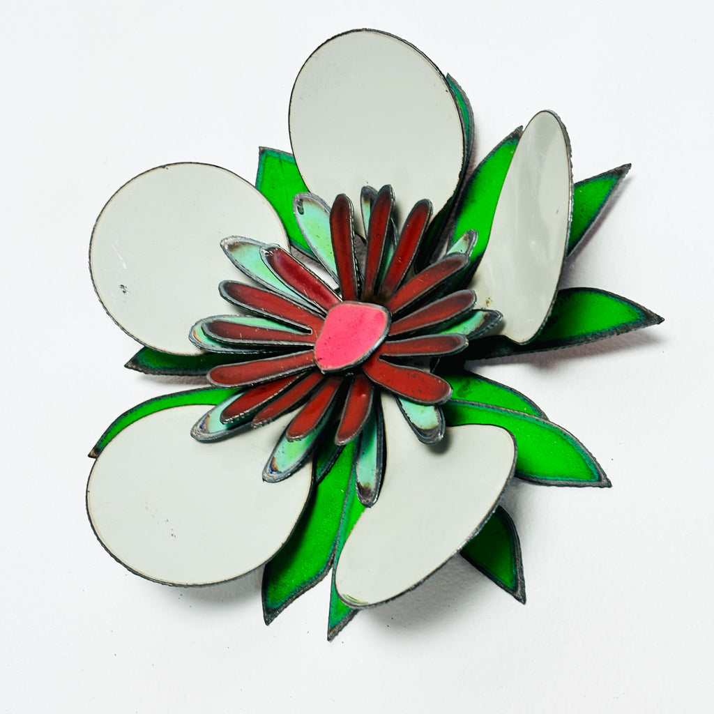 NZ Native Colourful Corsage - Manuka Design White