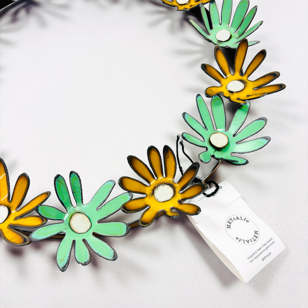 Daisy Chain Metal Flower Wreath